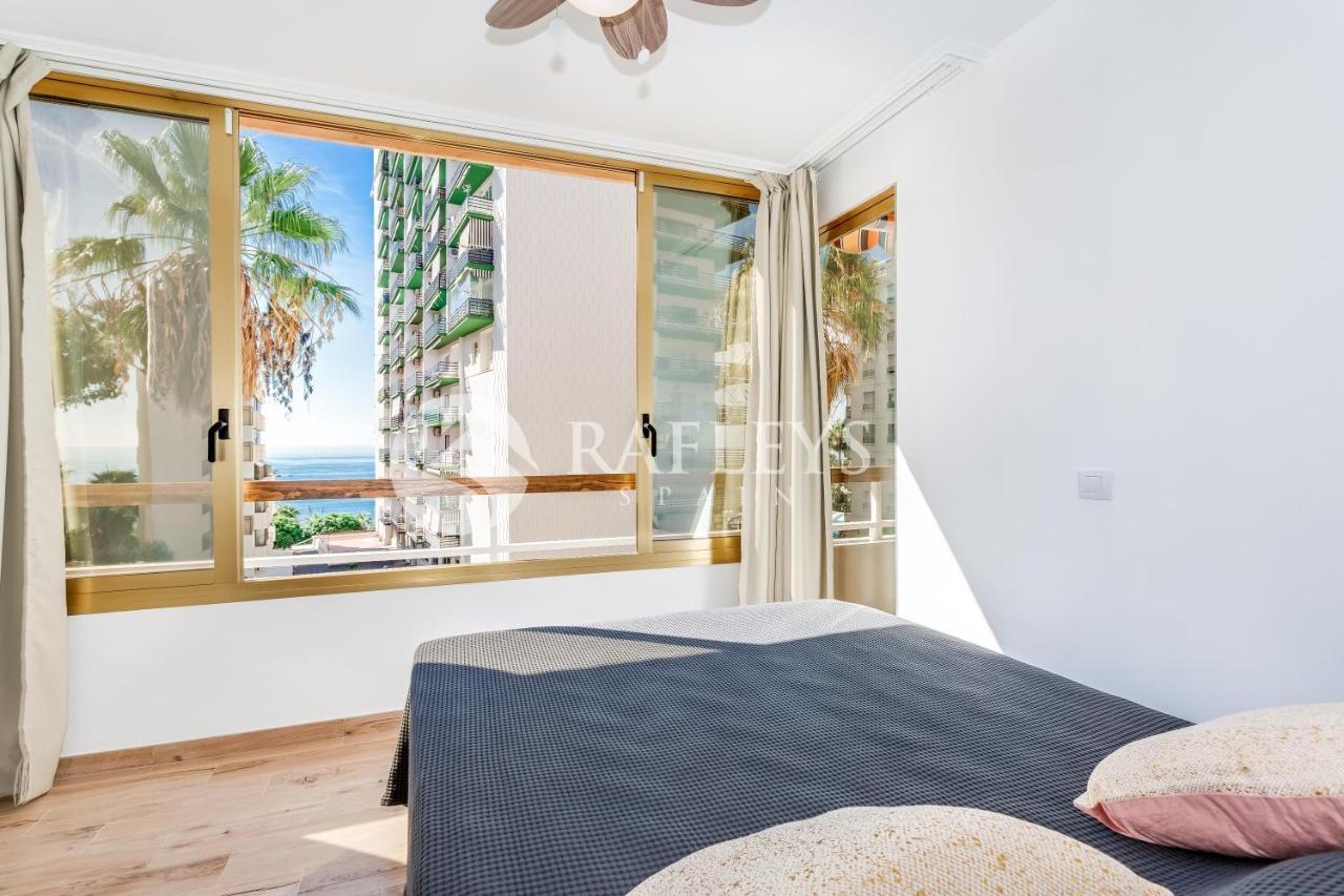 Modern 1 BR apartement in very center of Marbella. Buitenkant foto